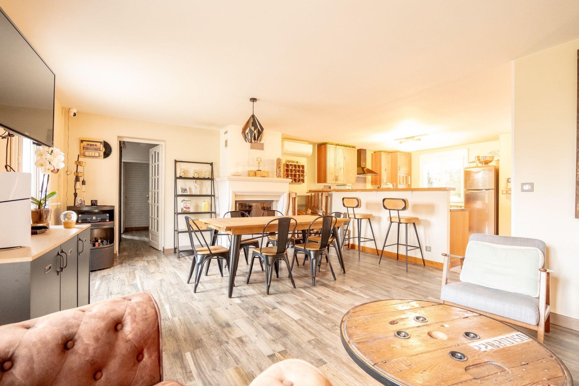 contemporary house 7 rooms for sale on LORGES (41370)