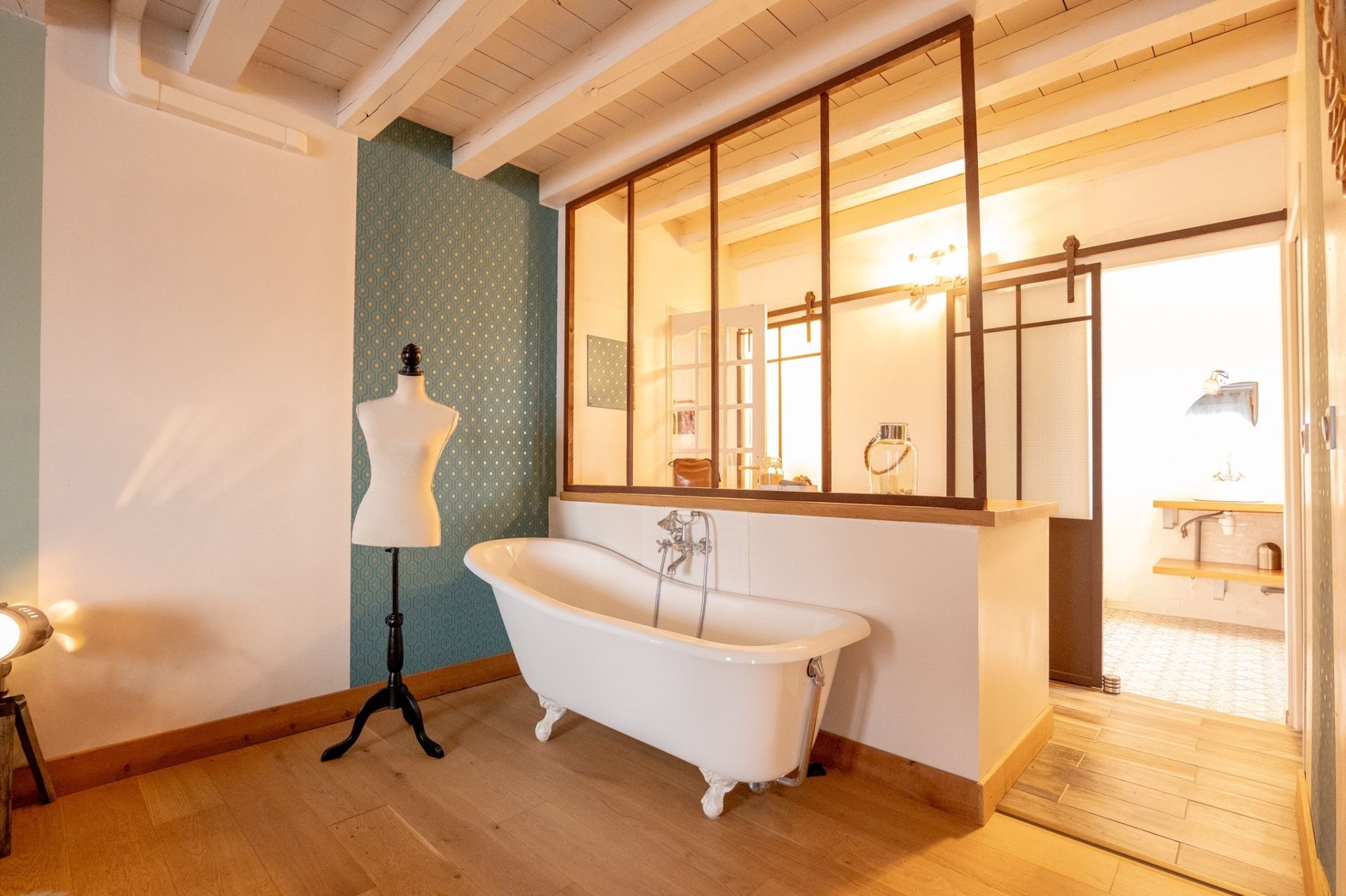 contemporary house 7 rooms for sale on LORGES (41370)