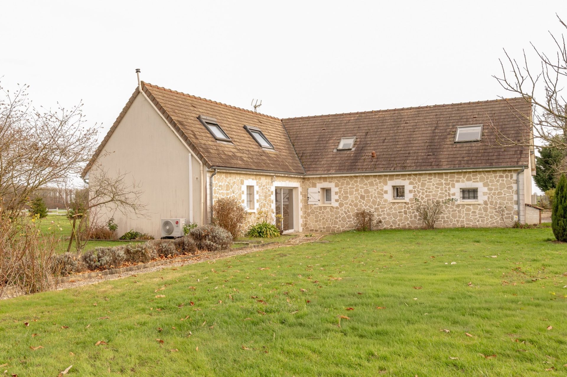 propriété 6 pièces en vente sur PRUNAY CASSEREAU (41310)