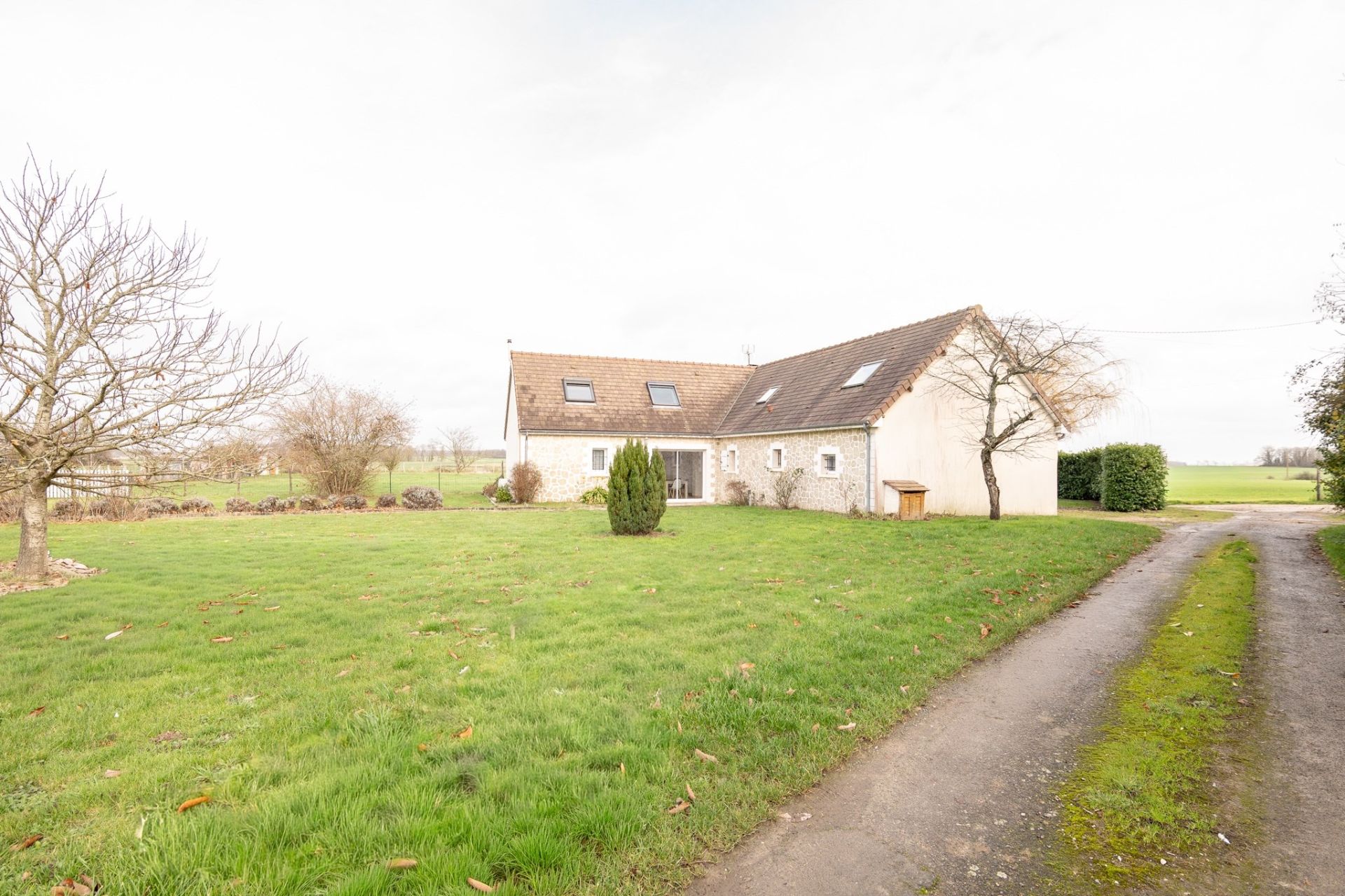 propriété 6 pièces en vente sur PRUNAY CASSEREAU (41310)