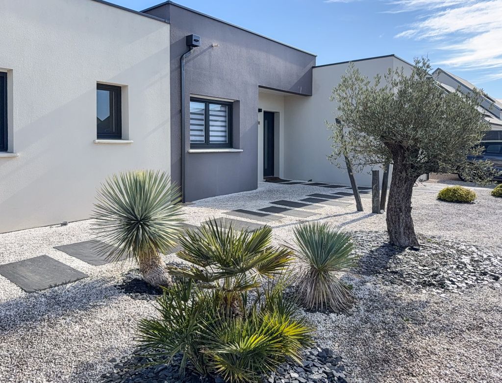 architect's house 4 rooms for sale on ST GERVAIS LA FORET (41350) - See details