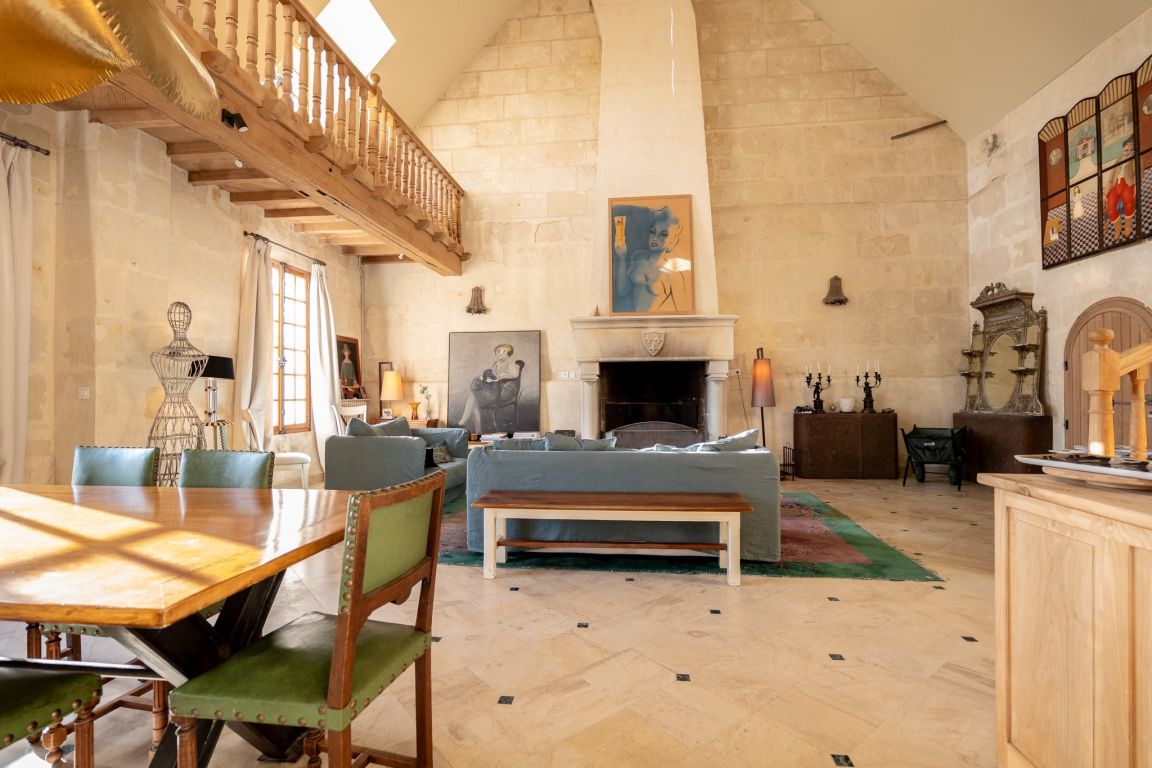 mansion 10 rooms for sale on TROO (41800) - See details