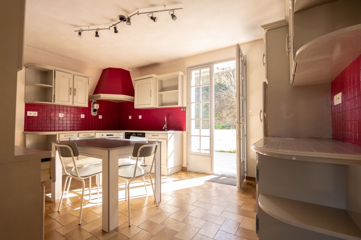 house 7 rooms for sale on BONNEVEAU (41800) - See details