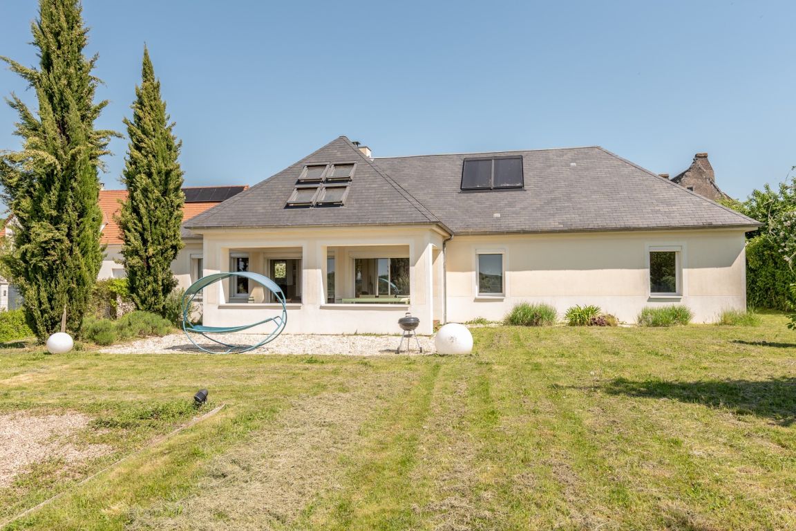 property 6 rooms for sale on VENDOME (41100) - See details
