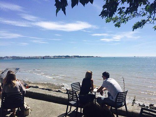 Villas piedss dans l’eau Ile de Ré La Rochelle Ile d’Oléron Royan Saintes