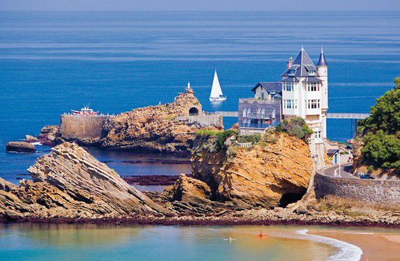 Luxury real estate agency prestige luxury prestige recruitment negotiator real estate agent confirmed real estate agent biarritz hossegor saint-jean-de-luz