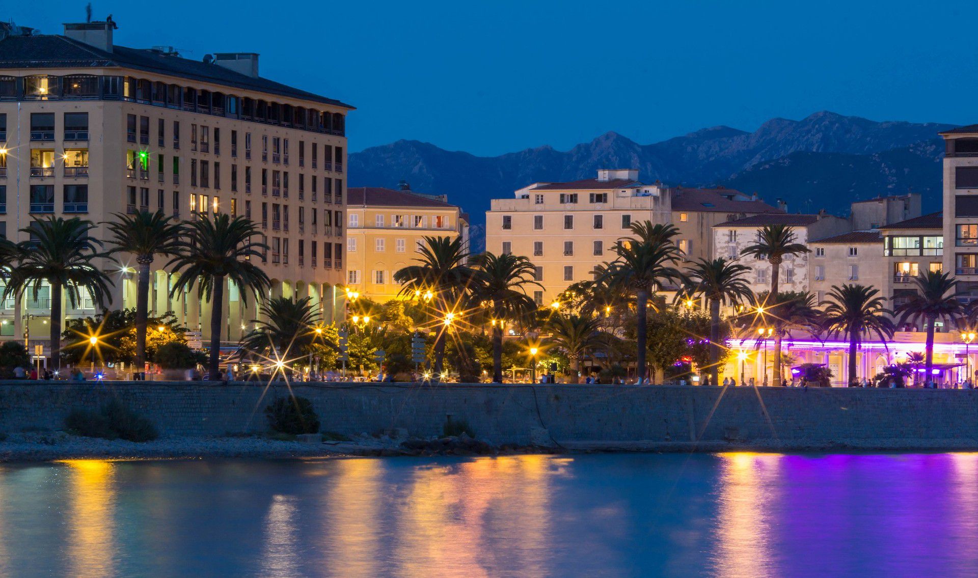 Un Lieu Unique Enchanteur : La Corse